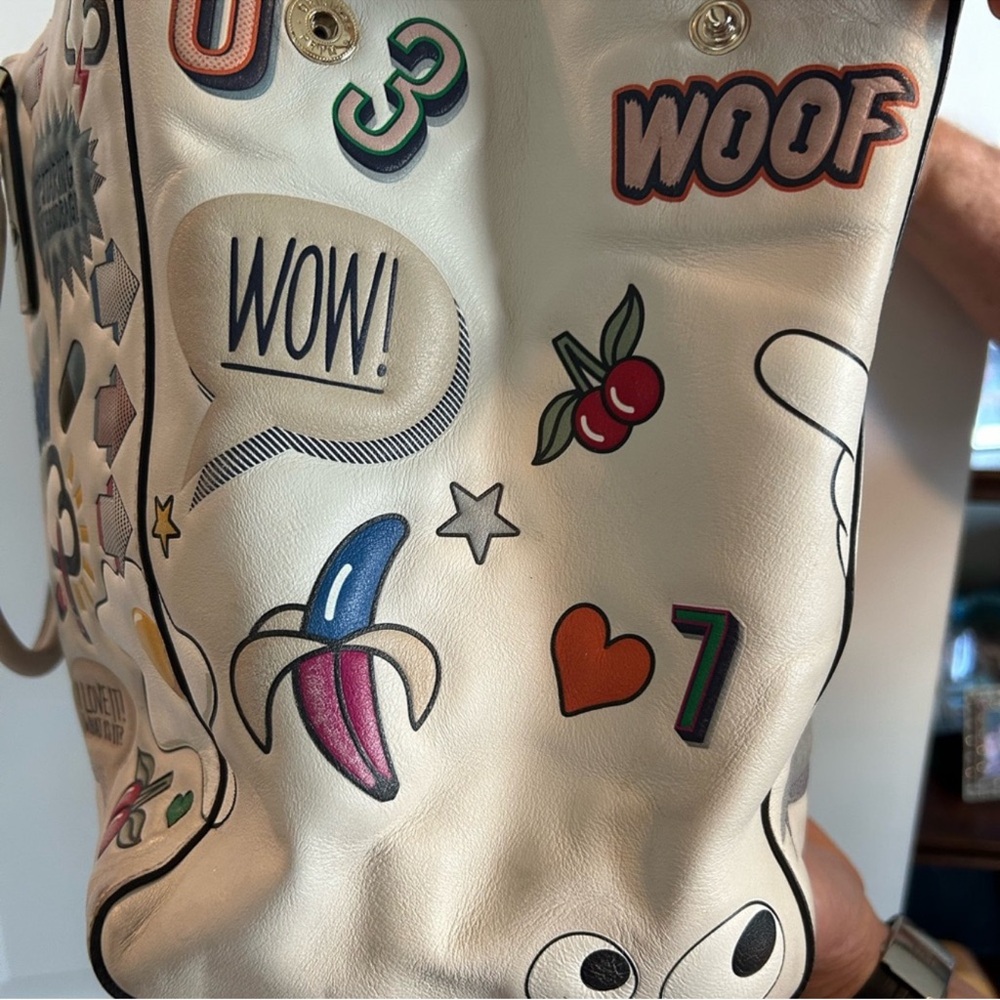 Anya Hindmarch Cream Graphic Tote Bag size medium. - Picture 7 of 16